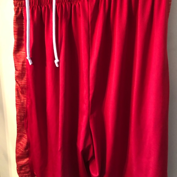 Rawlings Men’s Baseball Shorts.  Adult Size Small.  Red Color. - Picture 2 of 3